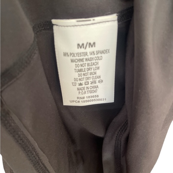 HURLEY Women’s Black Colorful Tropical Floral Surf Rash Guard. UPF 50+, NWT - Picture 5 of 5